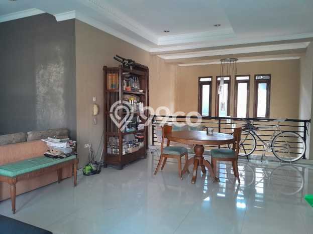 Rumah Luxury Modern Tanpa Renovasi di Bintaro Tangerang Selatan Rumah Luxury Modern Tanpa Renovasi di Bintaro Tangerang Selatan