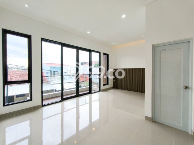 For Sale Rumah 3 Kamar Lokasi Ideal Nyaman dan Strategis di Pamulang For Sale Rumah 3 Kamar Lokasi Ideal Nyaman dan Strategis di Pamulang
