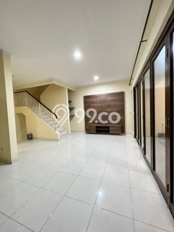 Jual Rumah Luas Megah Dengan View Cantik di Bintaro, Jakarta Selatan Jual Rumah Luas Megah Dengan View Cantik di Bintaro, Jakarta Selatan