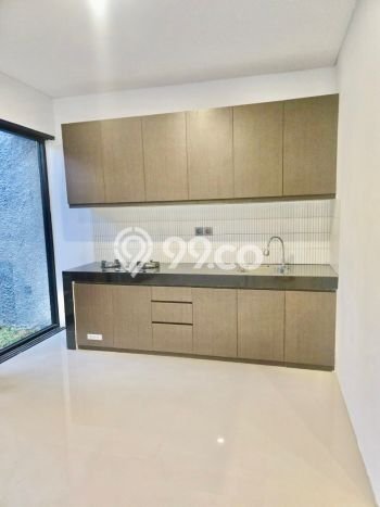 Hunian Elit LB 150m2 Siap Pakai Desain Elegan di Bintaro, Tangerang Selatan Hunian Elit LB 150m2 Siap Pakai Desain Elegan di Bintaro, Tangerang Selatan