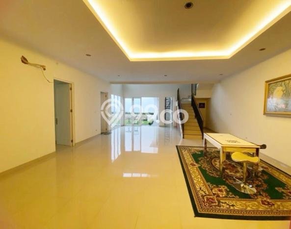 Hunian Elit LB 600m2 Siap Huni Desain Elegan di Jaka Sampurna, Bekasi Hunian Elit LB 600m2 Siap Huni Desain Elegan di Jaka Sampurna, Bekasi
