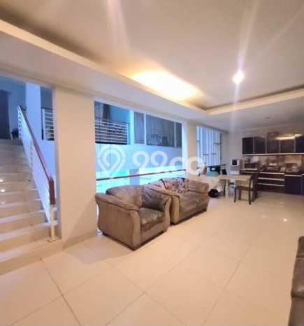 Jual Rumah Luas Megah Dengan View Eksklusif di Bintaro, Tangerang Selatan Jual Rumah Luas Megah Dengan View Eksklusif di Bintaro, Tangerang Selatan