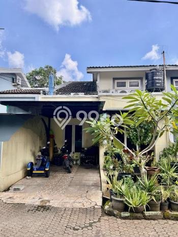 For Sale Rumah 5 Kamar Lokasi Strategis Bagus dan Strategis di Ciputat For Sale Rumah 5 Kamar Lokasi Strategis Bagus dan Strategis di Ciputat