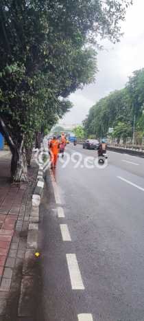 Unit Ruko Dijual di Jakarta Pusat LT 92m2 & LB 270m2 Unit Ruko Dijual di Jakarta Pusat LT 92m2 & LB 270m2