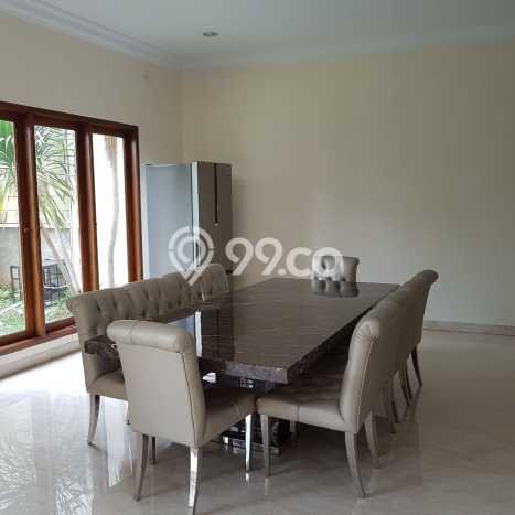 Rumah Elit LB 600m2 Siap Pakai Desain Elegan di Pejaten, Jakarta Selatan Rumah Elit LB 600m2 Siap Pakai Desain Elegan di Pejaten, Jakarta Selatan