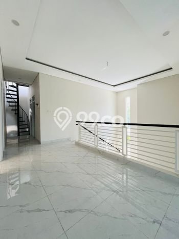 Hunian Mewah LB 300m2 Siap Pakai Desain Elegan di Cibubur, Jakarta Timur Hunian Mewah LB 300m2 Siap Pakai Desain Elegan di Cibubur, Jakarta Timur