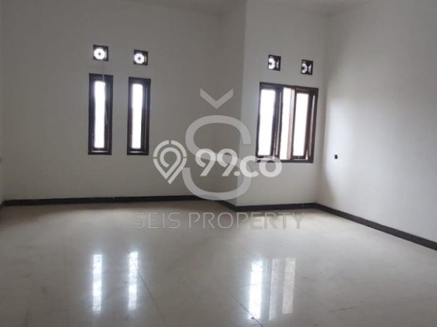 Rumah Modern 4 KT di Cimahi Bandung Semi Furnished Rumah Modern 4 KT di Cimahi Bandung Semi Furnished