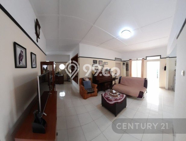 Hunian Mewah Siap Huni LT 295m2 di Cilandak, Jakarta Selatan Hunian Mewah Siap Huni LT 295m2 di Cilandak, Jakarta Selatan