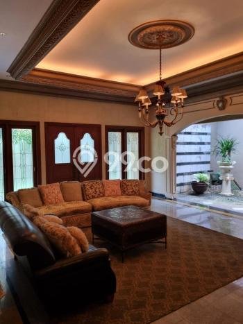 Ready to Use! Premium House LT 1000m2 Desain Modern di Senayan Ready to Use! Premium House LT 1000m2 Desain Modern di Senayan