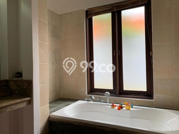 Rumah Mewah Dijual LT 1303m2 di Jagakarsa, Jakarta Selatan Rumah Mewah Dijual LT 1303m2 di Jagakarsa, Jakarta Selatan