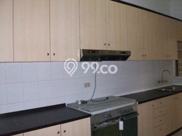 Ready to Use! Luxury House LT 1308m2 Desain Elegan di Cipete Ready to Use! Luxury House LT 1308m2 Desain Elegan di Cipete