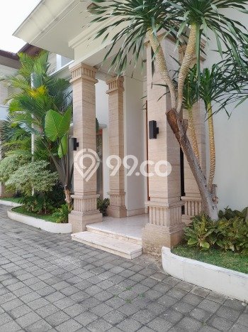 Sewa Rumah Nyaman di Kemang LT 750m2 / LB 500m2 Kondisi Bagus Sewa Rumah Nyaman di Kemang LT 750m2 / LB 500m2 Kondisi Bagus