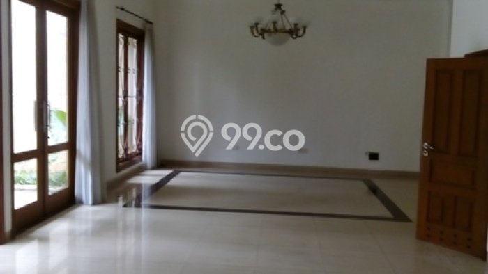 Disewakan Rumah Murah di Kemang Jakarta Selatan Punya 4 Kamar Tidur Disewakan Rumah Murah di Kemang Jakarta Selatan Punya 4 Kamar Tidur