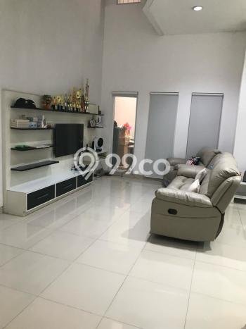 Rumah Elit Modern Tanpa Renovasi di Pantai Indah Kapuk Jakarta Utara Rumah Elit Modern Tanpa Renovasi di Pantai Indah Kapuk Jakarta Utara