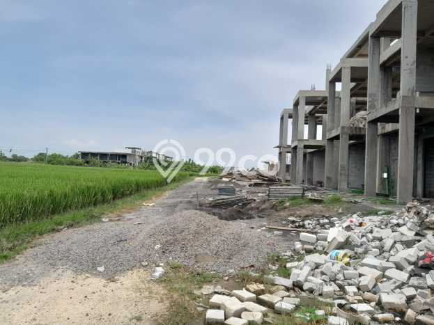 Tanah Kavling Disewakan di Seseh dengan Luas 1030m2 Tanah Kavling Disewakan di Seseh dengan Luas 1030m2