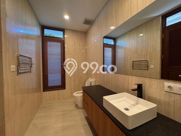 Jual Rumah Mewah Elegan Dengan View Cantik di Pererenan, Badung Jual Rumah Mewah Elegan Dengan View Cantik di Pererenan, Badung