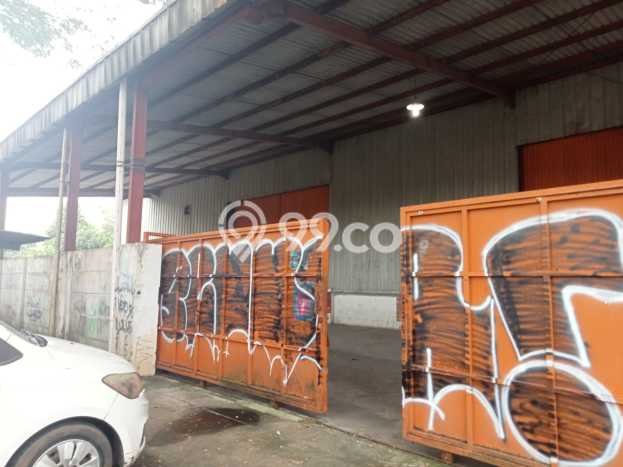 Gudang disewakan lokasi strategis Parung Bogor 1500m2 Gudang disewakan lokasi strategis Parung Bogor 1500m2