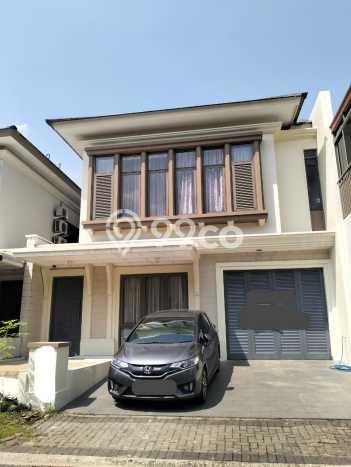 Rumah Asri area BSD Green Wich, 3 KM, Area Tenang, Luas 135m² Bangunan 135m² Rumah Asri area BSD Green Wich, 3 KM, Area Tenang, Luas 135m² Bangunan 135m²