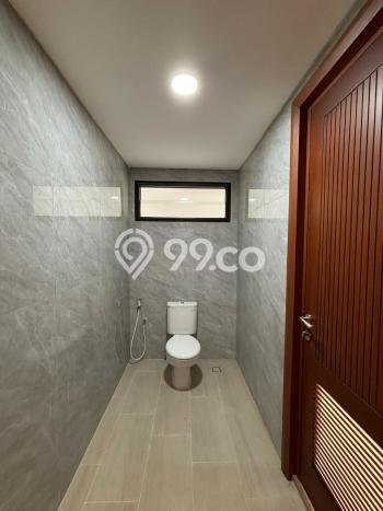 Jual Rumah Mewah Megah Dengan View Eksklusif di BSD Green Wich, Tangerang Jual Rumah Mewah Megah Dengan View Eksklusif di BSD Green Wich, Tangerang