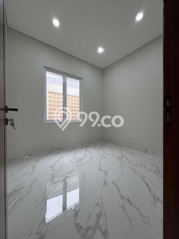 Rumah Elit LB 225m2 Siap Huni Desain Elegan di BSD The Icon, Tangerang Rumah Elit LB 225m2 Siap Huni Desain Elegan di BSD The Icon, Tangerang