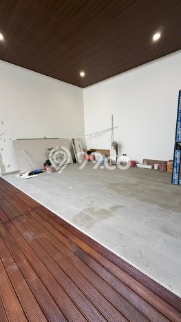 Dijual Rumah Premium dengan Fasilitas Sekitar Lengkap di BSD, Tangerang Selatan Dijual Rumah Premium dengan Fasilitas Sekitar Lengkap di BSD, Tangerang Selatan