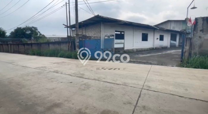 Disewakan Gudang di Kawasan Ramai Jatake Luas 1500m2 Disewakan Gudang di Kawasan Ramai Jatake Luas 1500m2