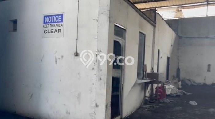 Disewakan Gudang di Kawasan Ramai Jatake Luas 1500m2 Disewakan Gudang di Kawasan Ramai Jatake Luas 1500m2