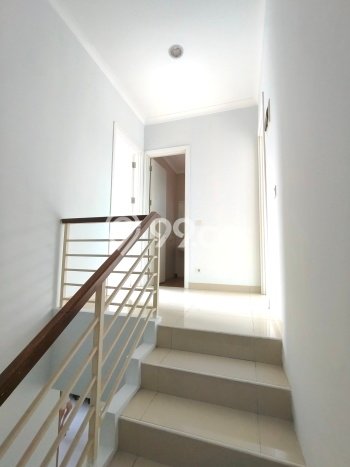 For Sale! Luxury House LT 240m2 Desain Elegan di BSD Avani For Sale! Luxury House LT 240m2 Desain Elegan di BSD Avani