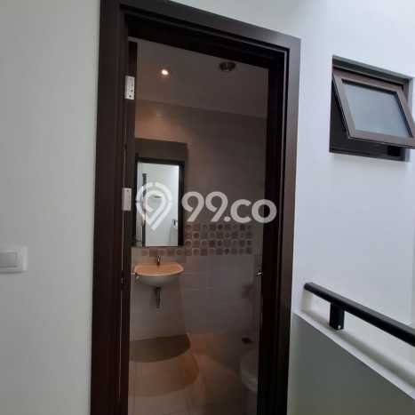 Rumah Lingkungan Asri di , Bandung, LT 105m2m² LB 130m2m² Rumah Lingkungan Asri di , Bandung, LT 105m2m² LB 130m2m²