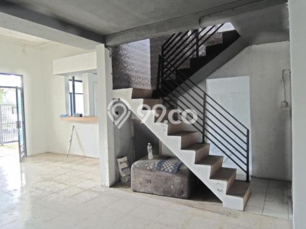 Unit Ruko Dijual di Sukajadi Bandung Luas Tanah 136m2, Luas Bangunan 250m2 Unit Ruko Dijual di Sukajadi Bandung Luas Tanah 136m2, Luas Bangunan 250m2