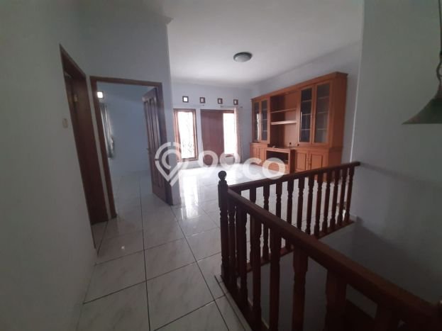 Hunian Mewah LB 165m2 Siap Huni Desain Elegan di Ujungberung, Bandung Hunian Mewah LB 165m2 Siap Huni Desain Elegan di Ujungberung, Bandung