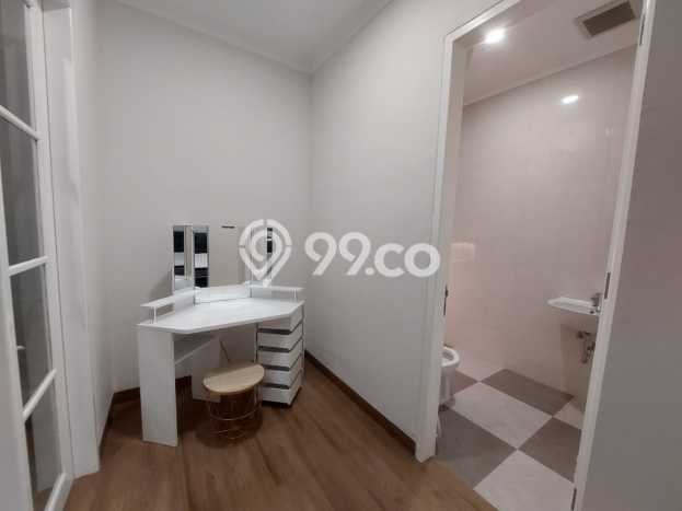 Rumah Elit LB 260m2 Siap Pakai Desain Elegan di BSD, Tangerang Rumah Elit LB 260m2 Siap Pakai Desain Elegan di BSD, Tangerang