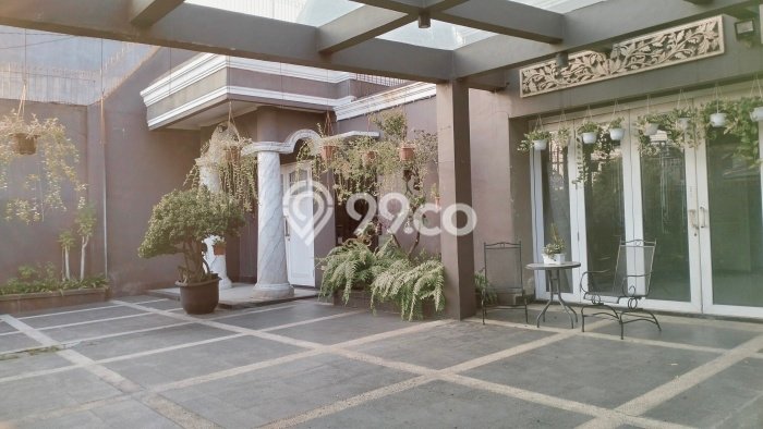 Dijual Hunian Mewah dengan Fasilitas Sekitar Lengkap di Kebayoran Lama, Jakarta Selatan Dijual Hunian Mewah dengan Fasilitas Sekitar Lengkap di Kebayoran Lama, Jakarta Selatan