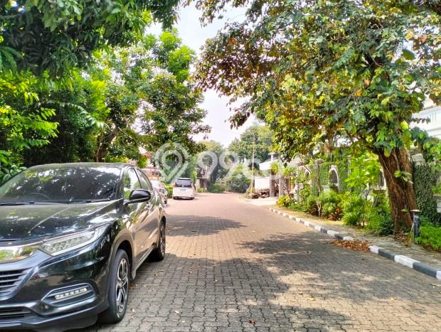 Jual Rumah Mewah Megah Dengan View Eksklusif di Cinere, Jakarta Selatan Jual Rumah Mewah Megah Dengan View Eksklusif di Cinere, Jakarta Selatan