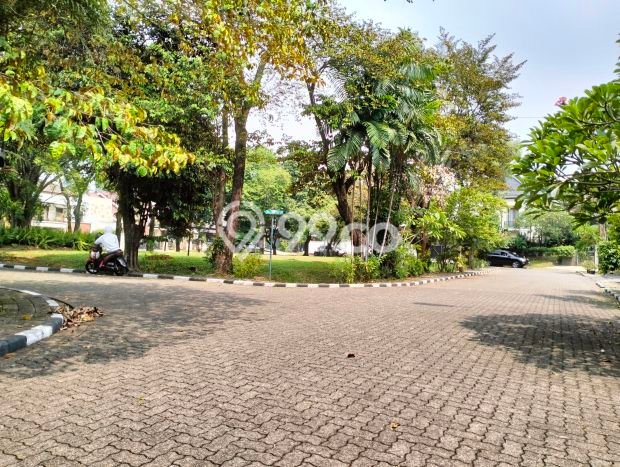 Jual Rumah Mewah Megah Dengan View Eksklusif di Cinere, Jakarta Selatan Jual Rumah Mewah Megah Dengan View Eksklusif di Cinere, Jakarta Selatan