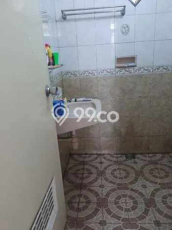 Lokasi strategis! Rumah siap huni disewakan di Pancoran Mas LB 121m2 Lokasi strategis! Rumah siap huni disewakan di Pancoran Mas LB 121m2