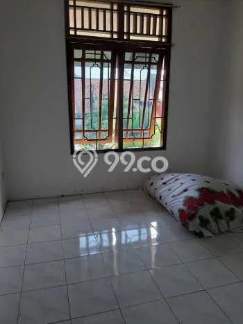 Lokasi strategis! Rumah siap huni disewakan di Pancoran Mas LB 121m2 Lokasi strategis! Rumah siap huni disewakan di Pancoran Mas LB 121m2