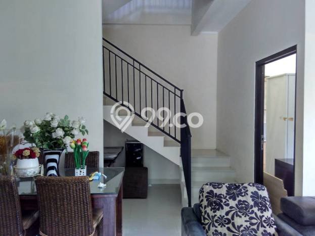 For Sale Rumah 5 Kamar Lokasi Strategis Nyaman dan Strategis di Sawangan For Sale Rumah 5 Kamar Lokasi Strategis Nyaman dan Strategis di Sawangan
