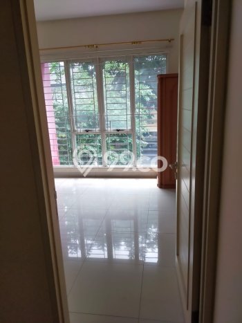 Rumah Elit Modern Tanpa Renovasi di Pantai Indah Kapuk Jakarta Utara Rumah Elit Modern Tanpa Renovasi di Pantai Indah Kapuk Jakarta Utara