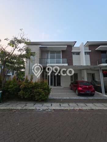 Disewakan! Rumah 4 Kamar Tidur &
4 Kamar Mandi di Pantai Indah Kapuk, Jakarta Utara Disewakan! Rumah 4 Kamar Tidur &
4 Kamar Mandi di Pantai Indah Kapuk, Jakarta Utara