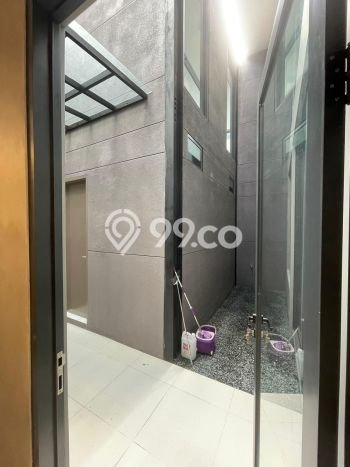 For Sale! Premium House LT 495m2 Desain Modern di BSD City For Sale! Premium House LT 495m2 Desain Modern di BSD City