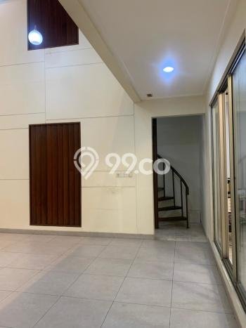 For Sale! Luxury House LT 160m2 Desain Elegan di Pantai Indah Kapuk For Sale! Luxury House LT 160m2 Desain Elegan di Pantai Indah Kapuk