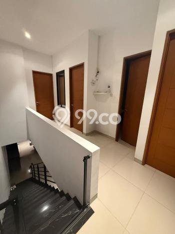 Jual Rumah Modern 4 KT di Setra Duta, Bandung Jual Rumah Modern 4 KT di Setra Duta, Bandung