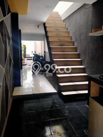 Hunian Mewah LB 350m2 Siap Pakai Desain Elegan di Pasteur, Bandung Hunian Mewah LB 350m2 Siap Pakai Desain Elegan di Pasteur, Bandung