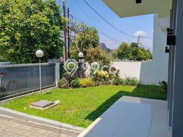 Dijual Hunian Mewah dengan Fasilitas Sekitar Komplit di Batununggal, Bandung Dijual Hunian Mewah dengan Fasilitas Sekitar Komplit di Batununggal, Bandung
