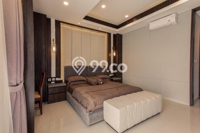 Rumah Mewah LB 165m2 Siap Pakai Desain Elegan di Setra Duta, Bandung Rumah Mewah LB 165m2 Siap Pakai Desain Elegan di Setra Duta, Bandung