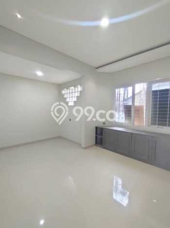 Dijual Rumah Eksklusif 3 KT di Taman Holis Indah, Bandung Dijual Rumah Eksklusif 3 KT di Taman Holis Indah, Bandung
