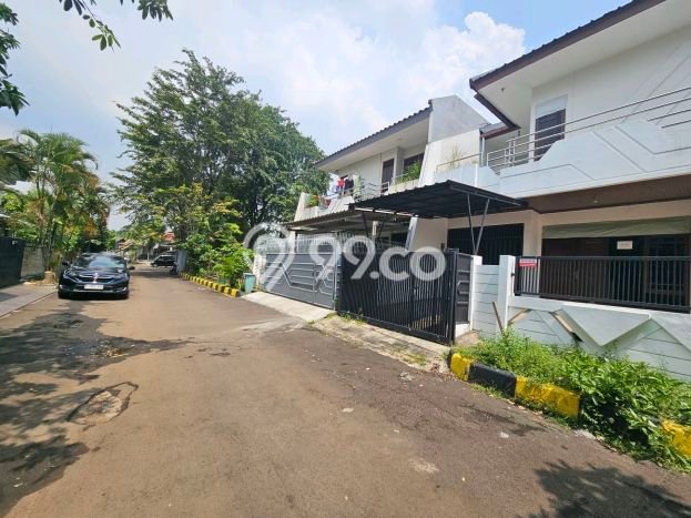 Rumah Elit Modern Siap Huni di Intercon Jakarta Barat Rumah Elit Modern Siap Huni di Intercon Jakarta Barat
