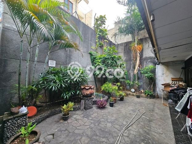 For Sale! Luxury House LT 312m2 Desain Elegan di Puri Indah For Sale! Luxury House LT 312m2 Desain Elegan di Puri Indah