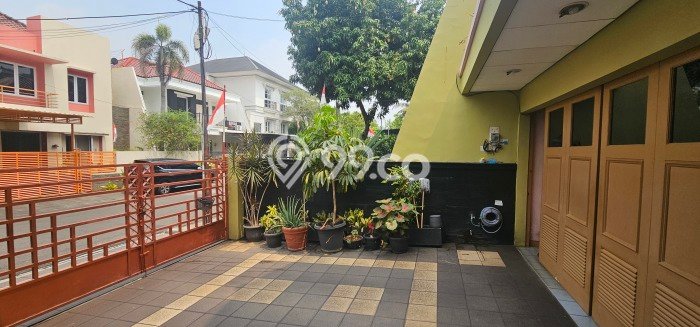 Rumah 5 Kamar Dekat Tempat Strategis di Kembangan, Jakarta Barat Rumah 5 Kamar Dekat Tempat Strategis di Kembangan, Jakarta Barat
